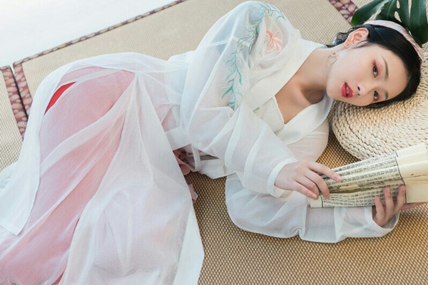 杭州桑拿美女养生攻略,按摩视频揭秘慢生活享受 杭州桑拿美女养生攻略,按摩视频揭秘慢生活享受